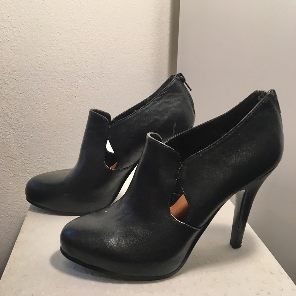 Nine West Heels - Picture 3 of 6